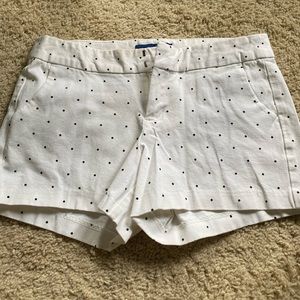 old navy white and black polka dot shorts